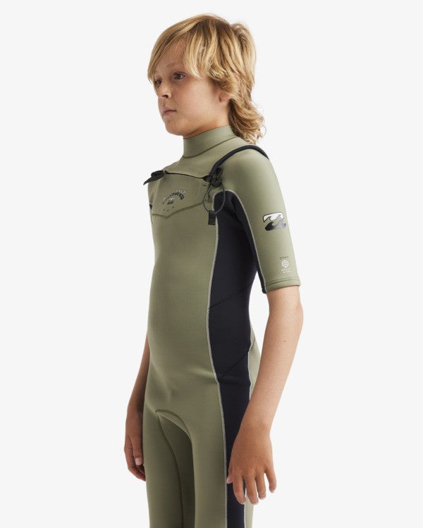 Traje de neopreno de surf de manga corta para chicos Billabong Absolute Natural 2/2mm verde Military con cremallera en el pecho