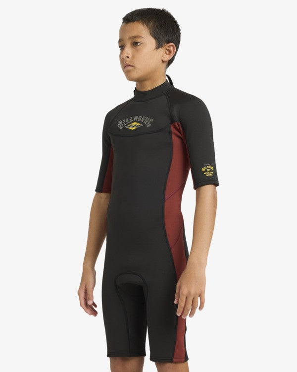 Traje de neopreno de surf de manga corta para chicos Billabong Absolute 2/2mm Fire Red con cremallera posterior