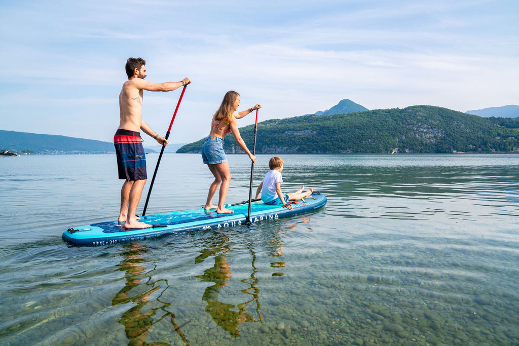 Tabla de paddle surf inflable tándem para dos personas Aqua Marina Super Trip 12'6" con mochila e inflador