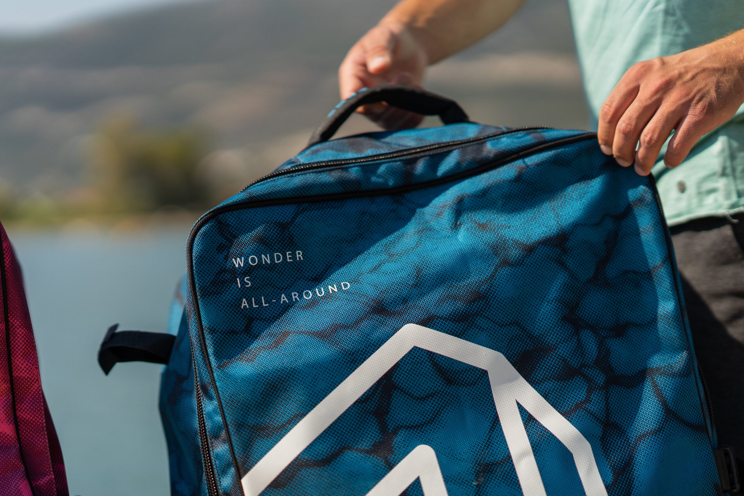 bolsa-transporte-ruedas-paddle-surf-aqua-marina-blueberry-roller-bag