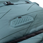Bolsa de viaje para tabla y alas de wing foil Duotone Wing Team Bag 2026 en color verde pizarra Slate Green