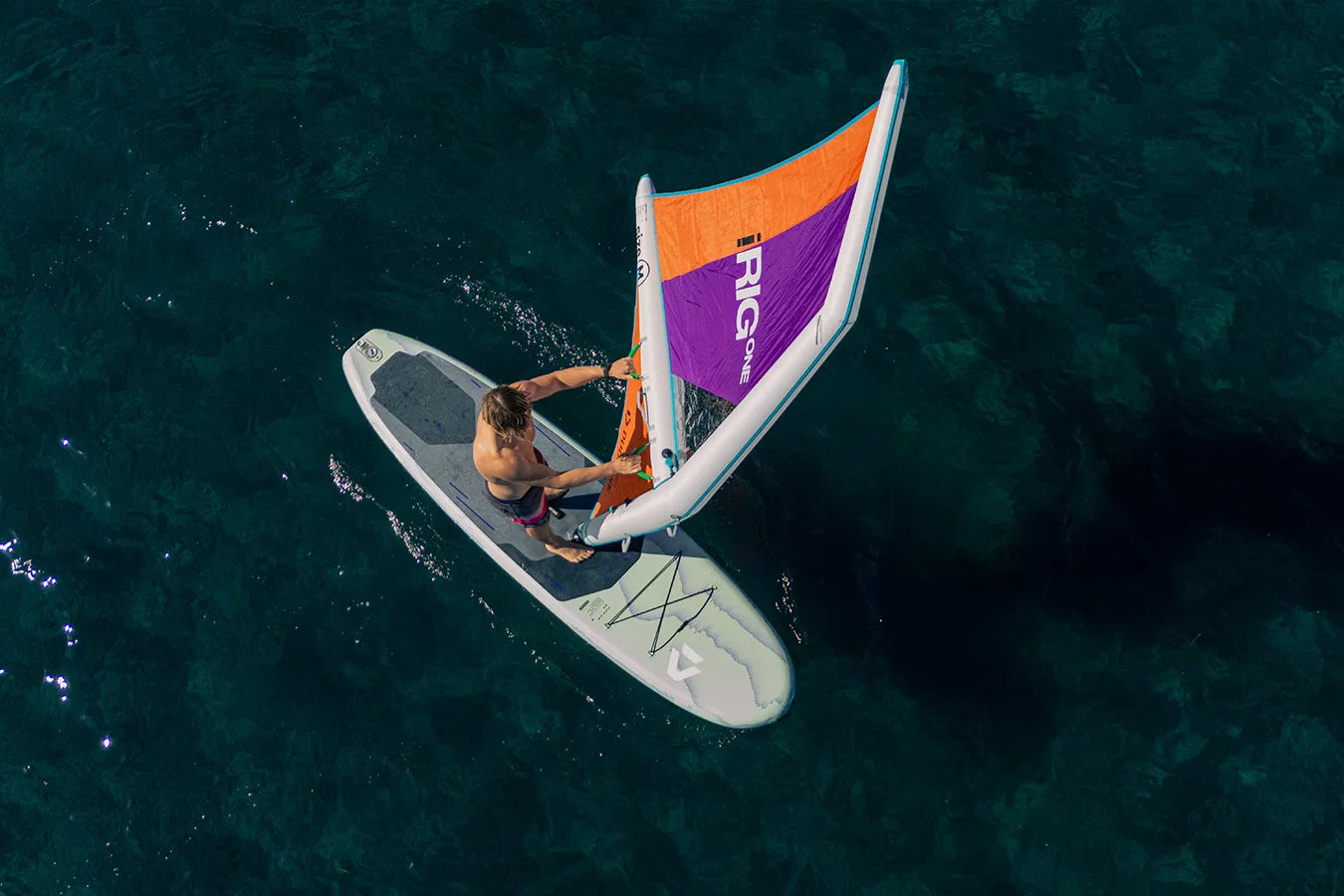 Tabla inflable de paddle surf y windsurf Duotone Alfa Air WS 2026