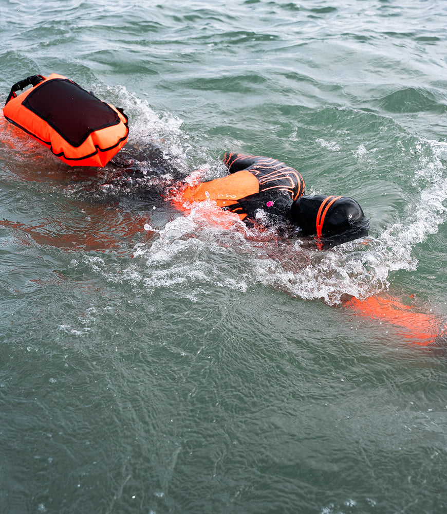 Boya de natación para aguas abiertas Orca Safety Buoy con bolsillo estanco