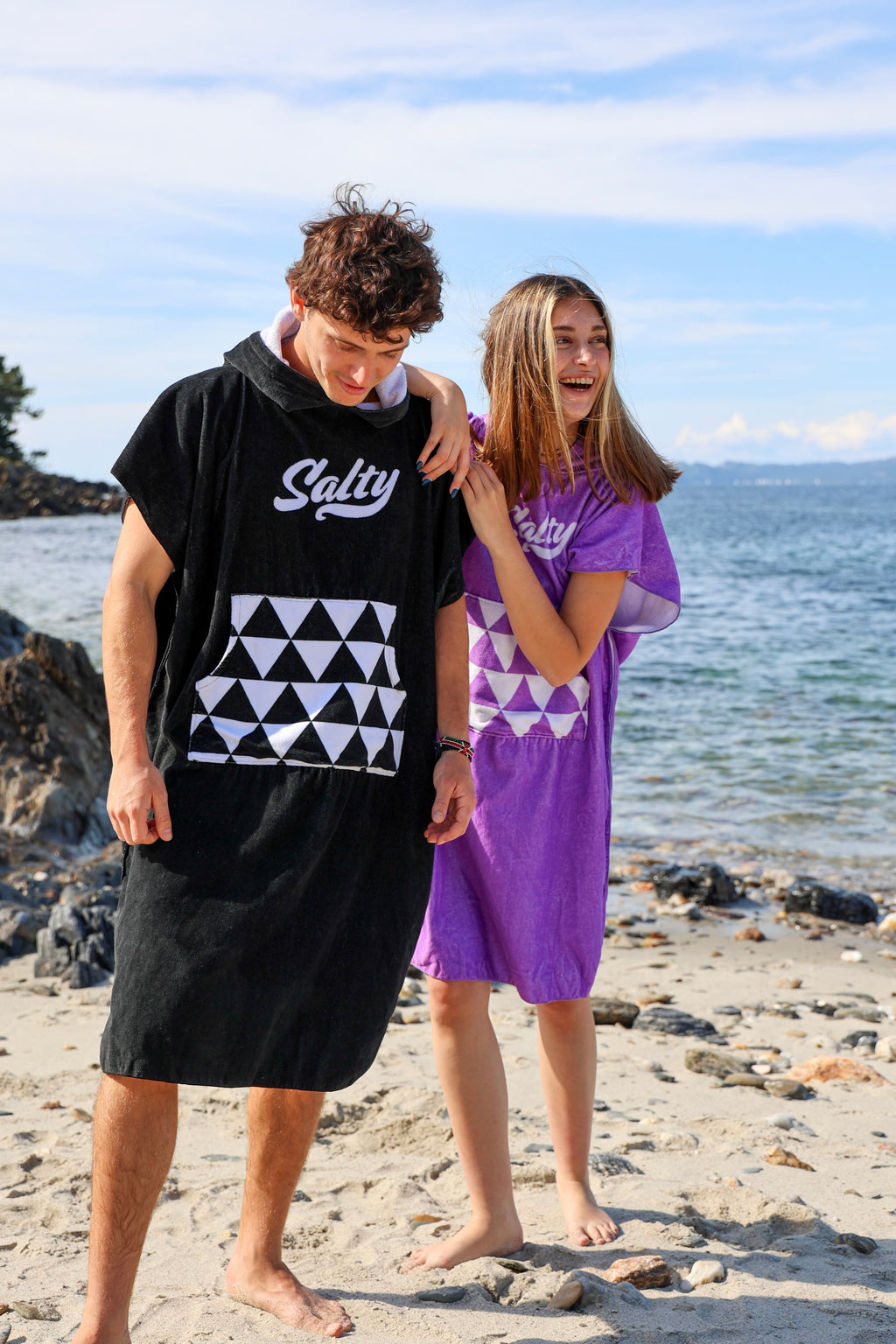 Poncho de surf cambiador Salty con capucha y bolsillo delantero