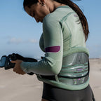Arnés de kitesurf de cintura para mujer ION Sol Curv 13 en color verde oliva claro Light Olive
