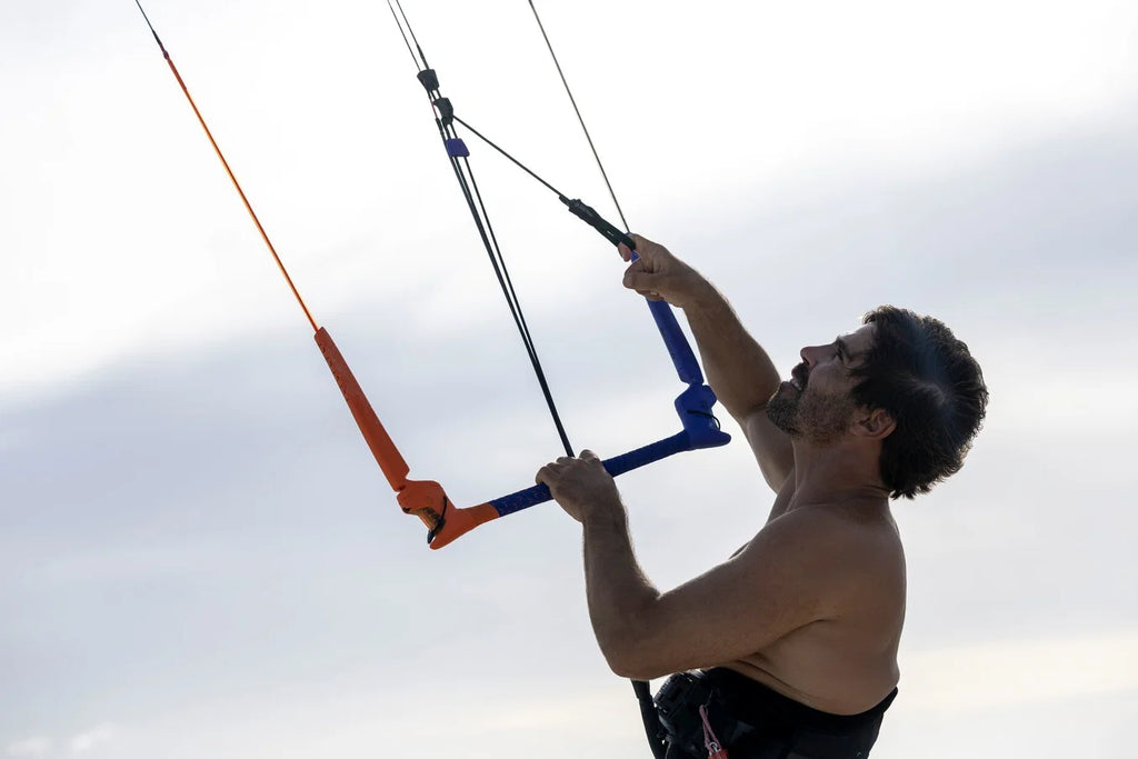 Barra de kitesurf de 4 líneas Duotone Trust Bar Quad Control 2027