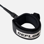 Invento de surf Deflow Core Black Leash en color negro de alta resistencia