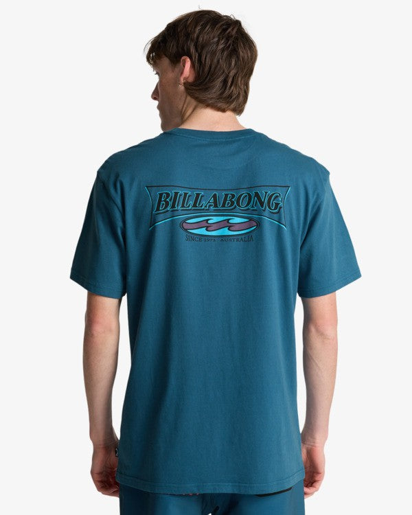 Camiseta de manga corta para hombre Billabong Since 73 Burleigh en color azul