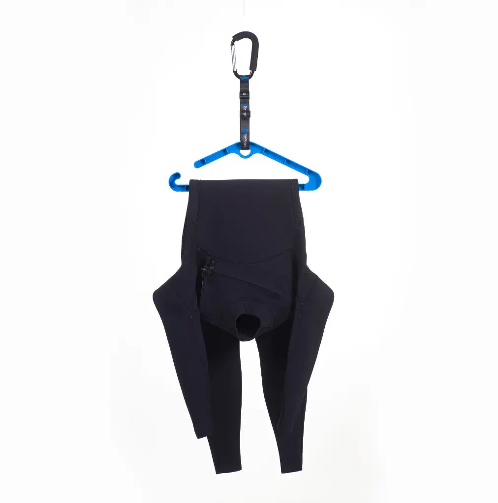 Percha técnica para traje de neopreno Surflogic Wetsuit Hanger con sistema Double System