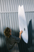 Tabla de surf twin fin Pukas Fish 5'9" con cola de golondrina