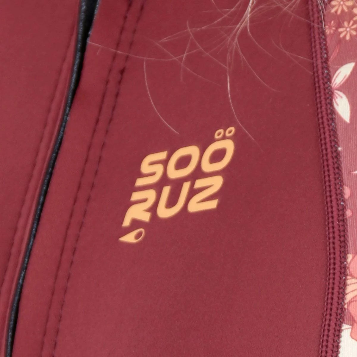 Traje de neopreno corto para mujer 2/2mm Soöruz Divine Back Zip color rojo