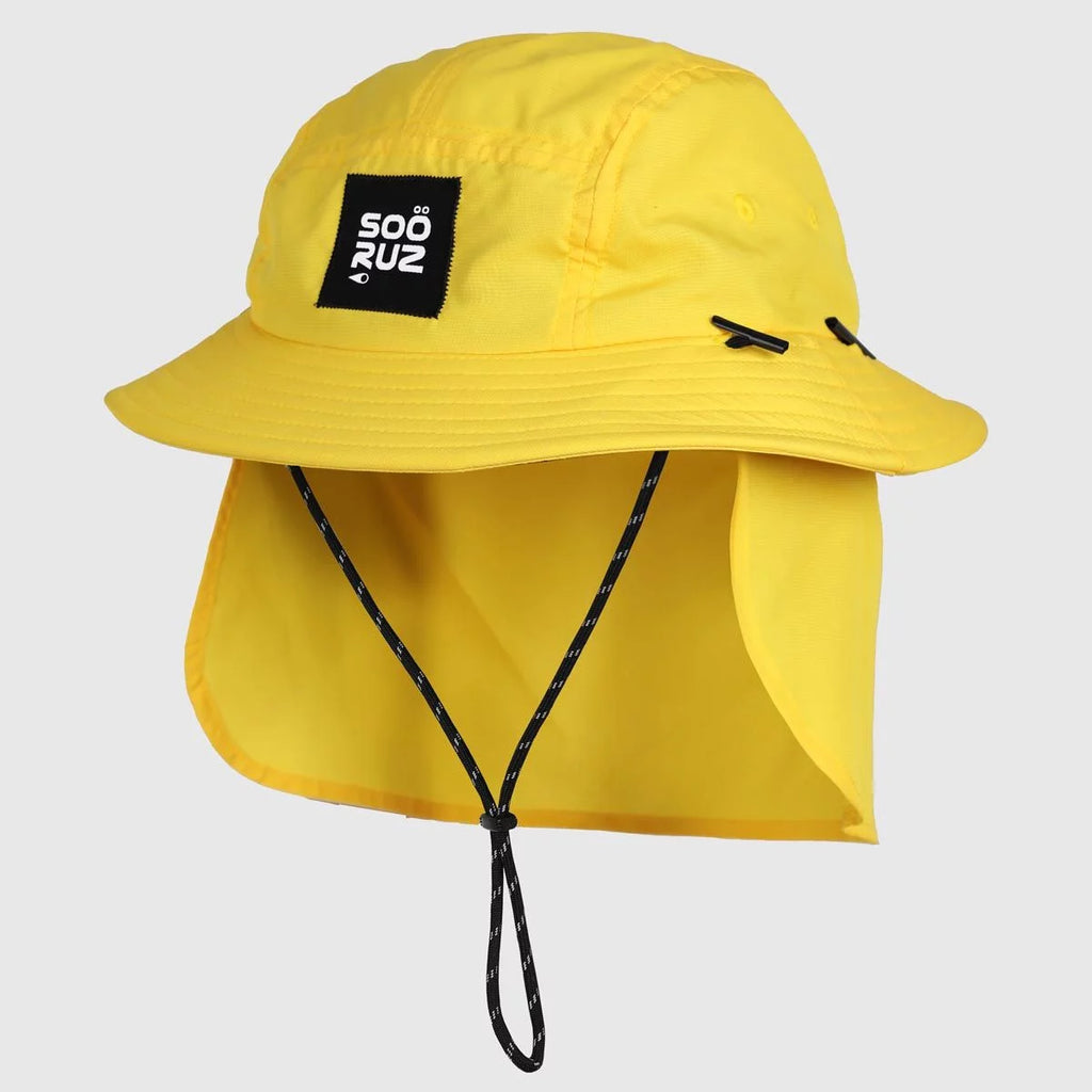 Sombrero de surf y agua Soöruz Dylan color amarillo de alta visibilidad con cinta de sujeción