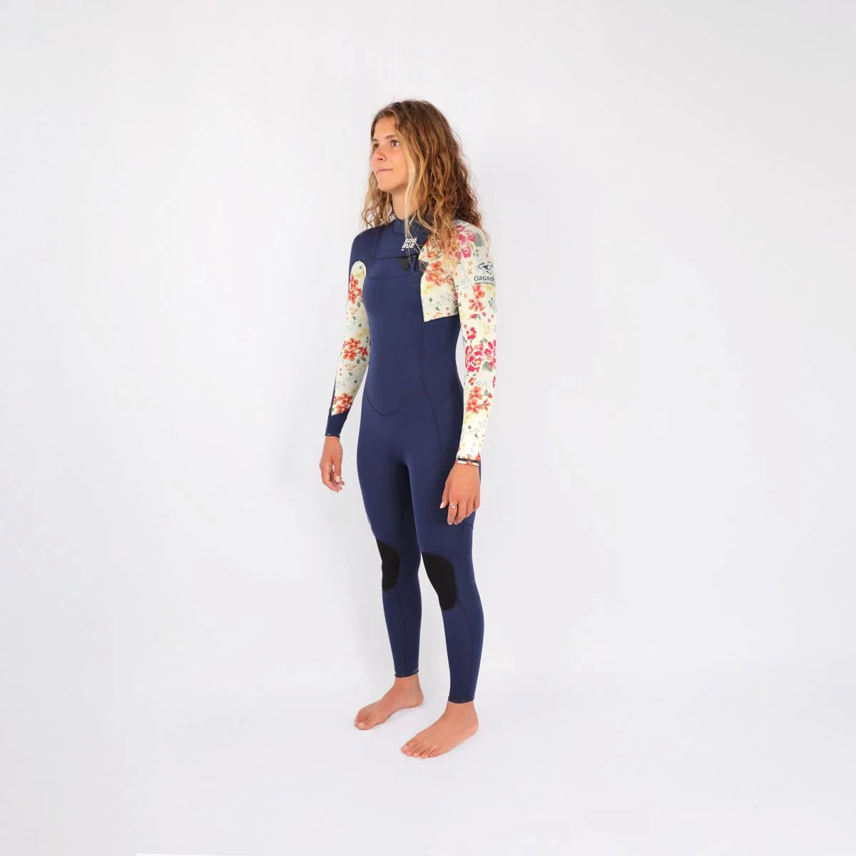 Traje de neopreno largo para mujer 3/2mm Soöruz Divine Chest Zip color azul marino